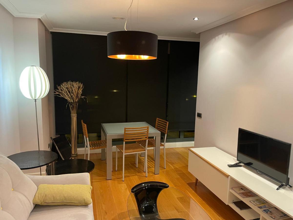 Primera Linea Playa+Parking Gratis Gijón Exteriör bild