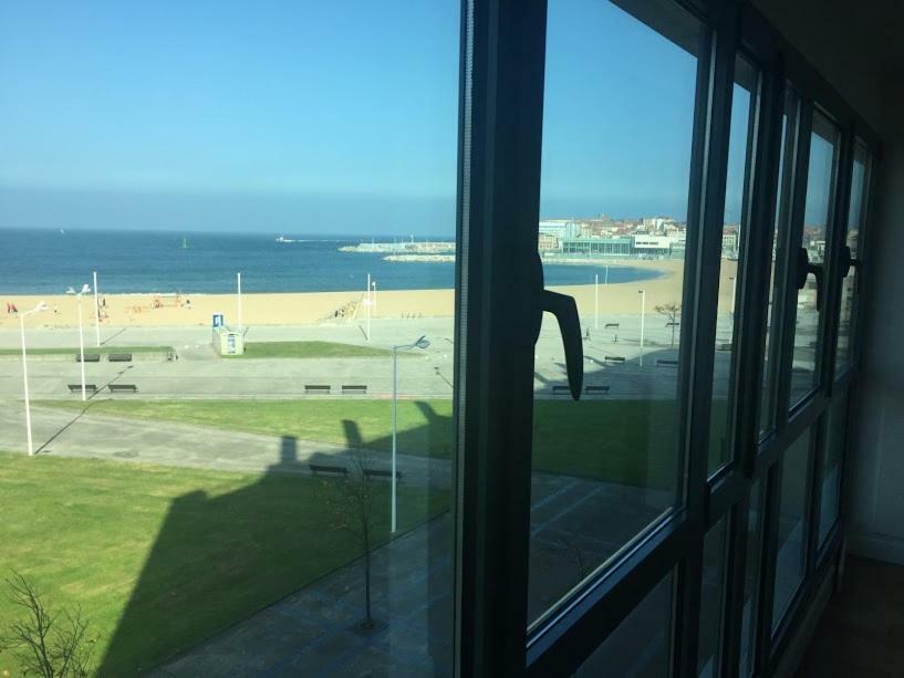 Primera Linea Playa+Parking Gratis Gijón Exteriör bild